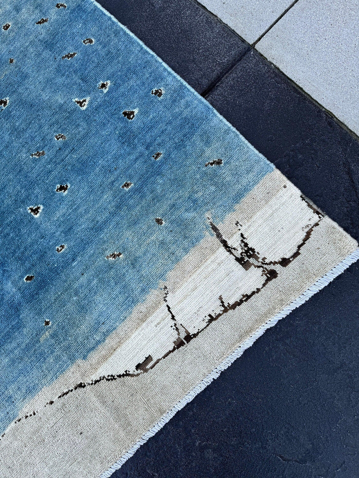 Usagi Rug Usagi - 8x11 Area Rug