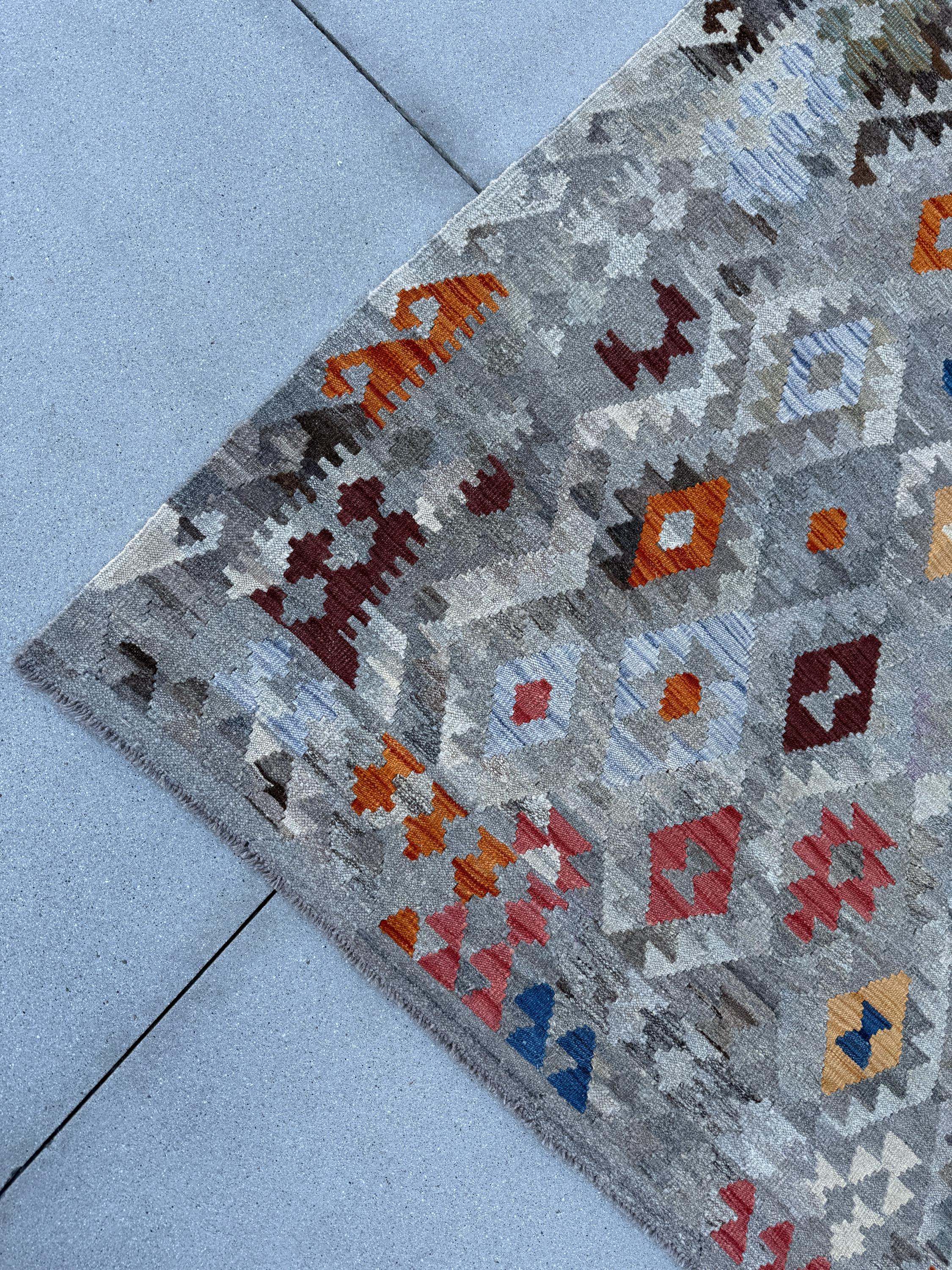 8-9x12 (274x366) Handmade Afghan Kilim Rug | Grey White Ivory Red Burgundy Coral Rust Orange Denim Sapphire Blue Brown Green Tan Sand | Wool