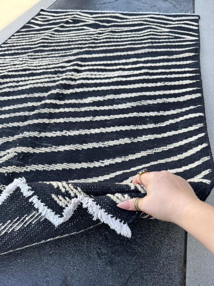 4x6 (121x182) Handmade Afghan Moroccan Rug | Black White Ivory Cream | Wool Plush Hand Knotted Minimalist Contemporary Shag