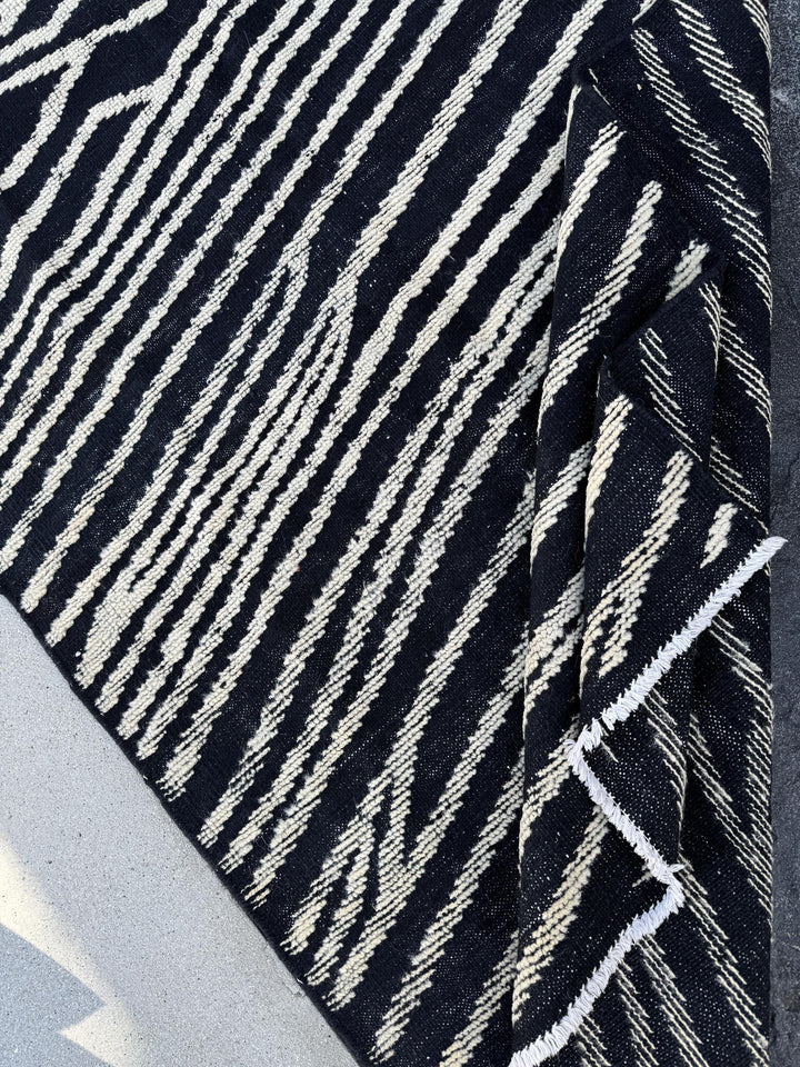 4x6 (121x182) Handmade Afghan Moroccan Rug | Black White Ivory Cream | Wool Plush Hand Knotted Minimalist Contemporary Shag