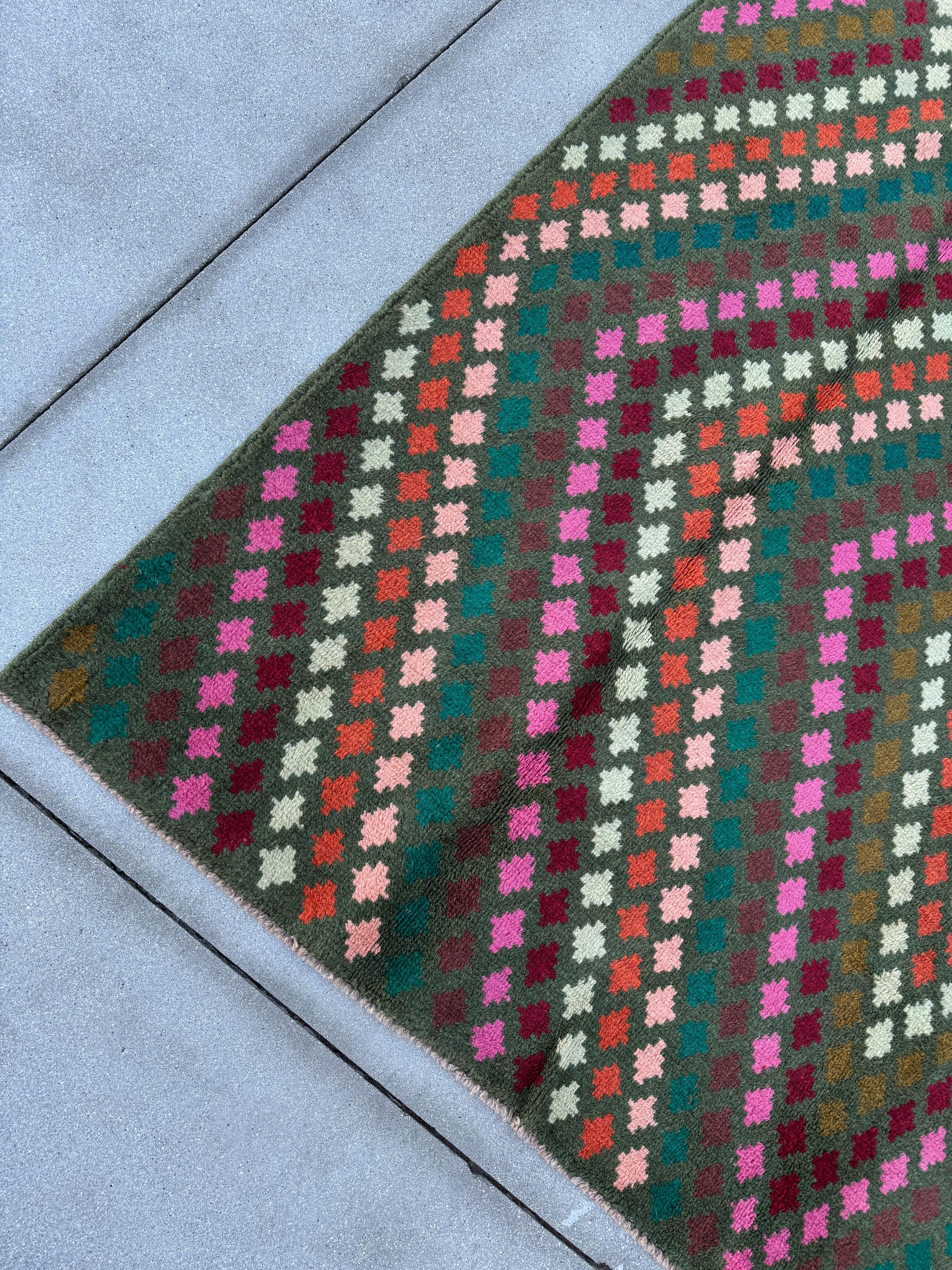 7x10 (215x305) Handmade Vintage Afghan Baluch Rug | Olive Green Burgundy Pink Coral Burnt Orange Cream White Mustard Yellow Teal Aqua Blue