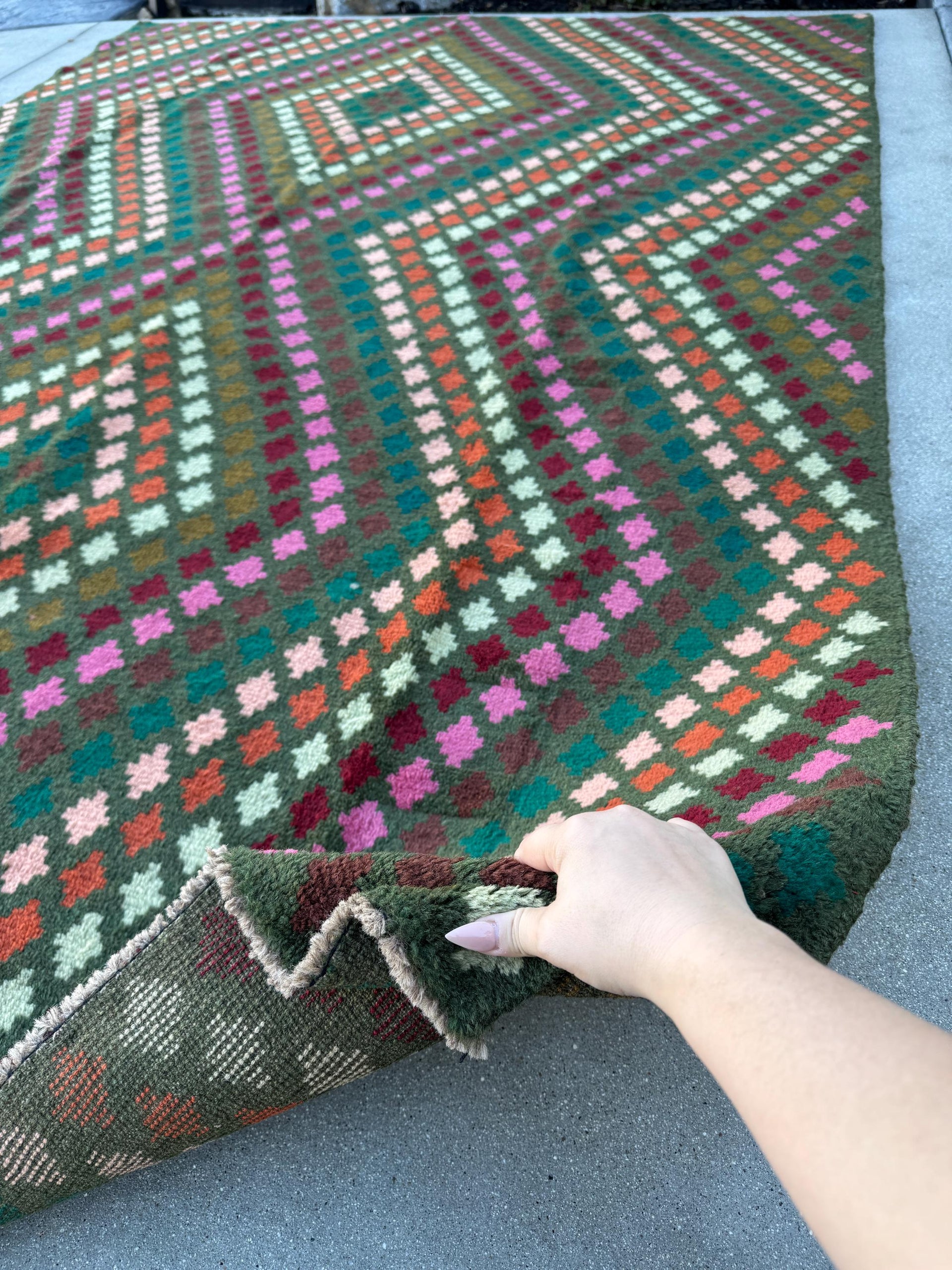 7x10 (215x305) Handmade Vintage Afghan Baluch Rug | Olive Green Burgundy Pink Coral Burnt Orange Cream White Mustard Yellow Teal Aqua Blue