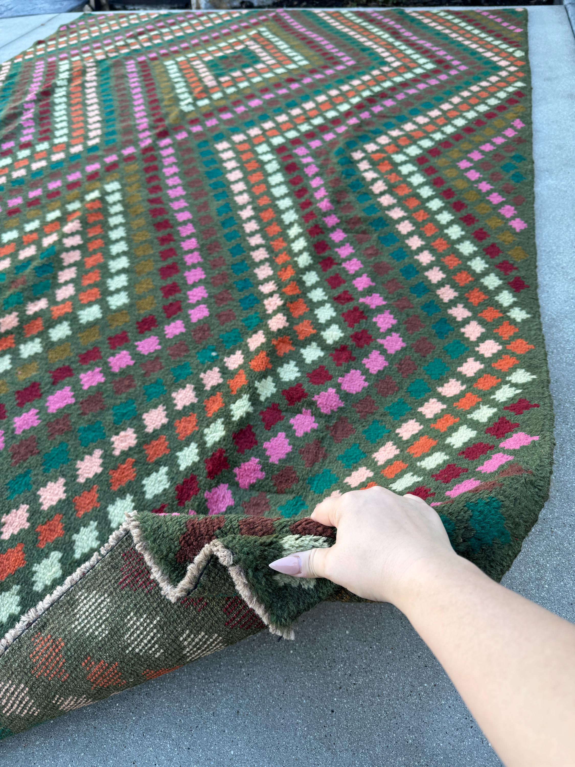 7x10 (215x305) Handmade Vintage Afghan Baluch Rug | Olive Green Burgundy Pink Coral Burnt Orange Cream White Mustard Yellow Teal Aqua Blue