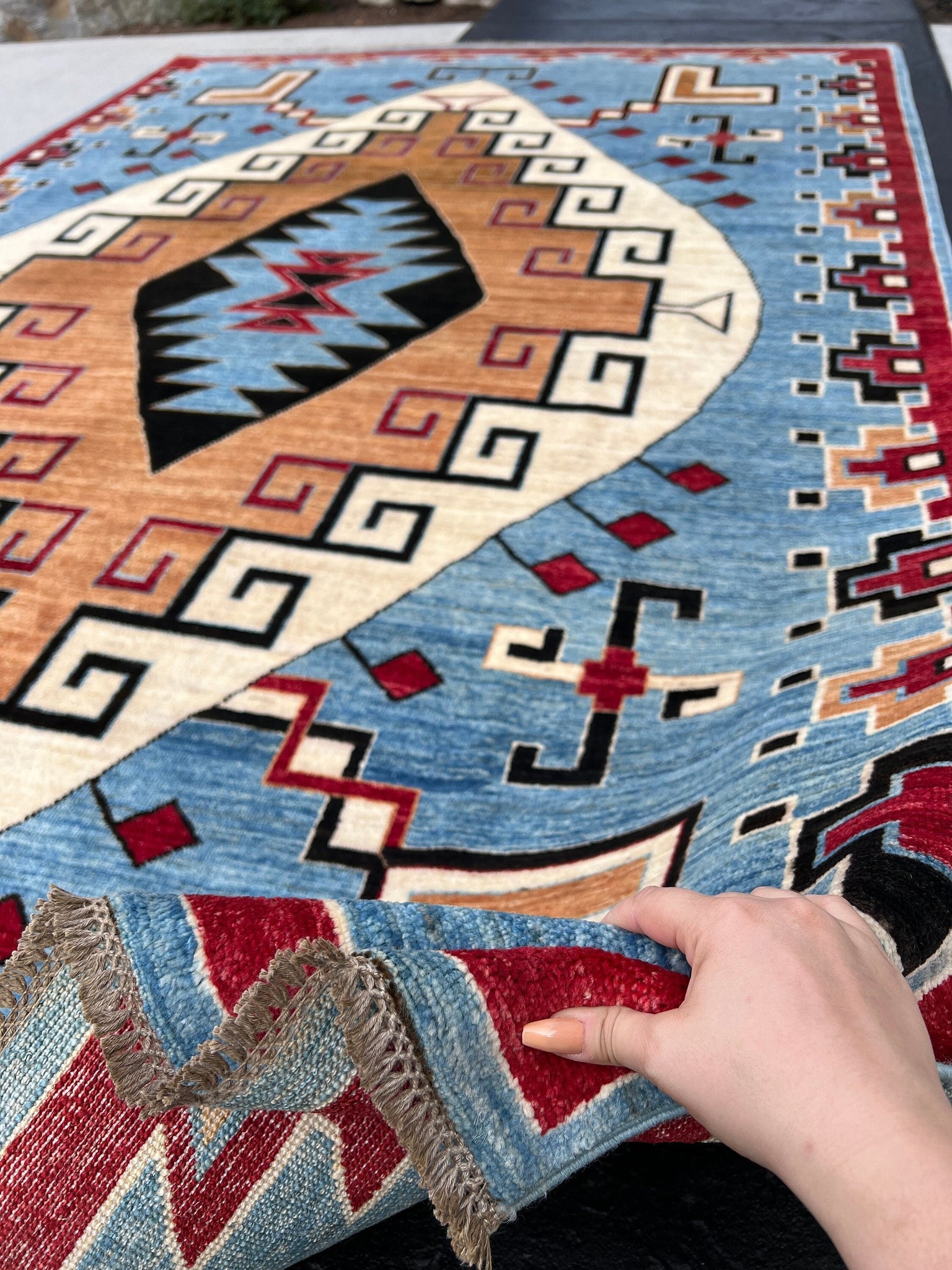Handmade Western Rugs: Add a Touch of Ru