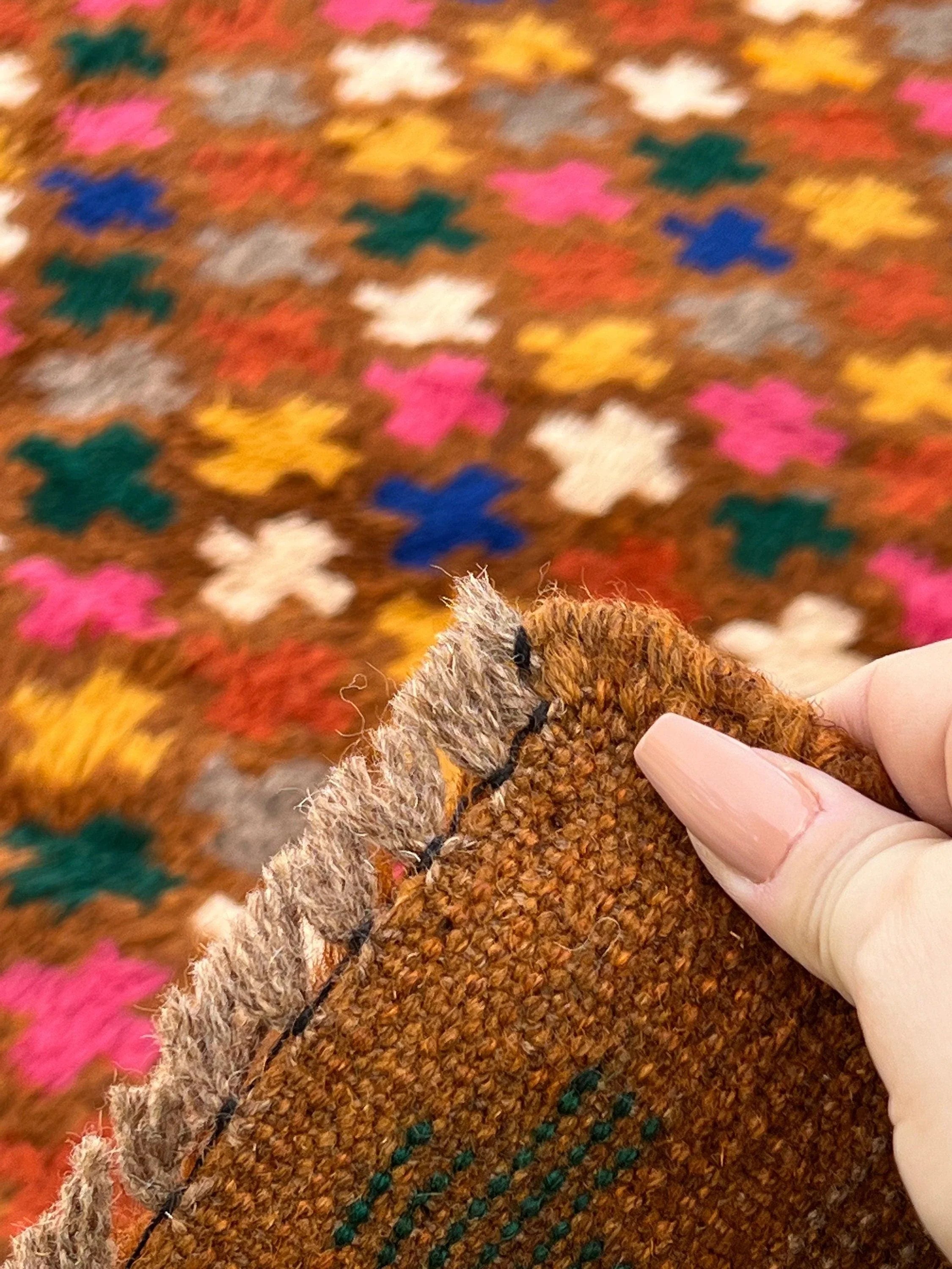 Traditional Italian Rug Pattern Craftsmanship detail 1